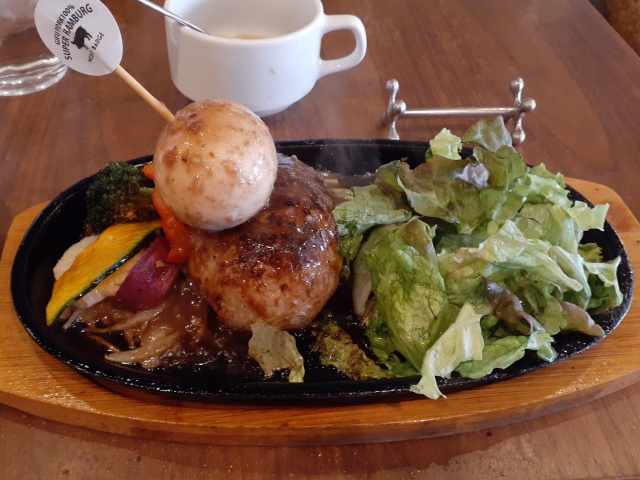 MERRY BADGE｜ハンバーグ岐阜ランチを食べた感想を紹介！【岐阜県岐阜市上土居】1